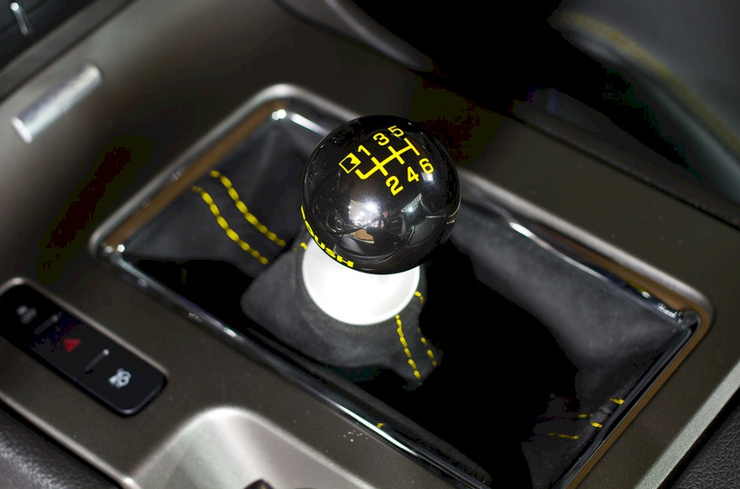 2012 Mustang Roush Hyper Series Black Shift Ball