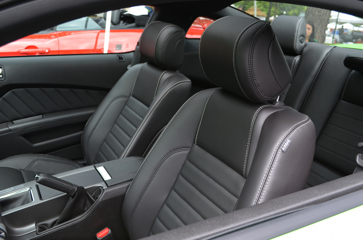 Interior 2013 Mustang GT coupe