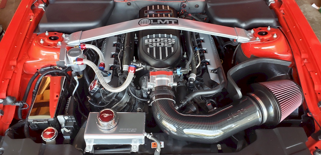 2014 Mustang GT Engine