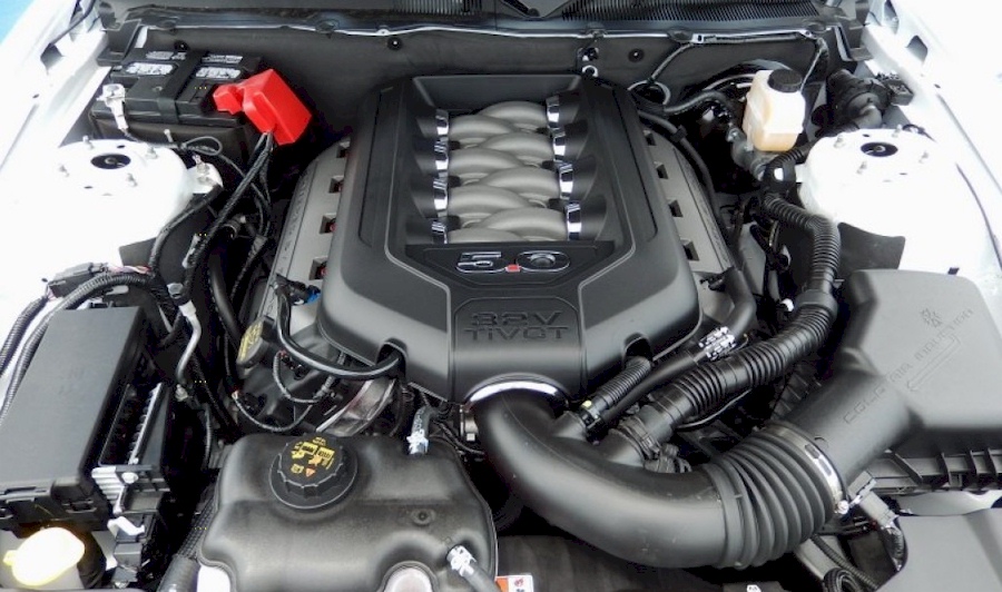 2014 Mustang GT Engine