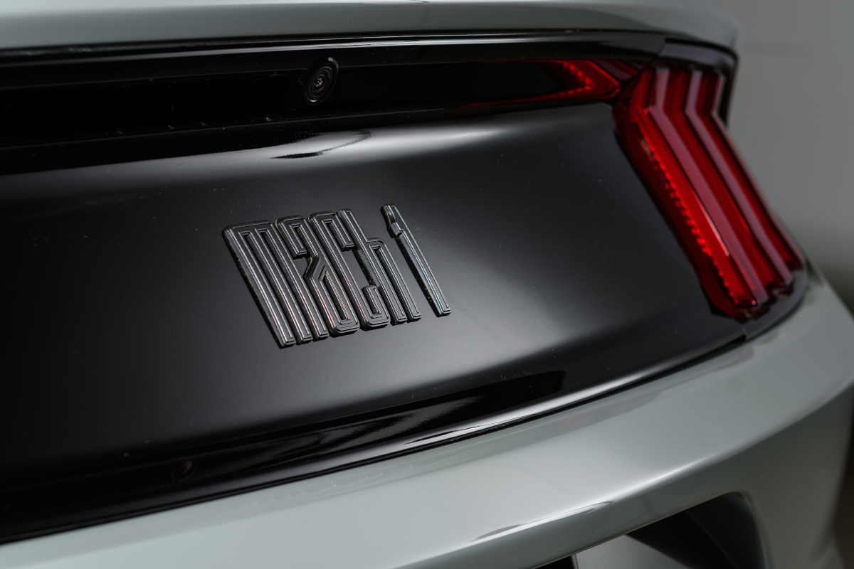 rear decklid Mach 1 lettering