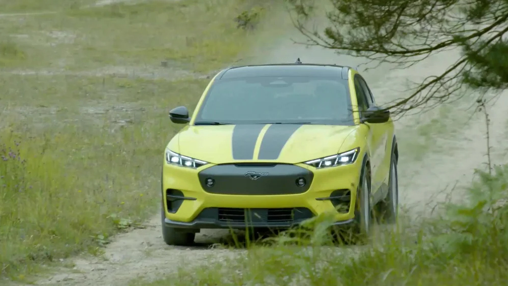Yellow Spash 2024 Mustang Mach E